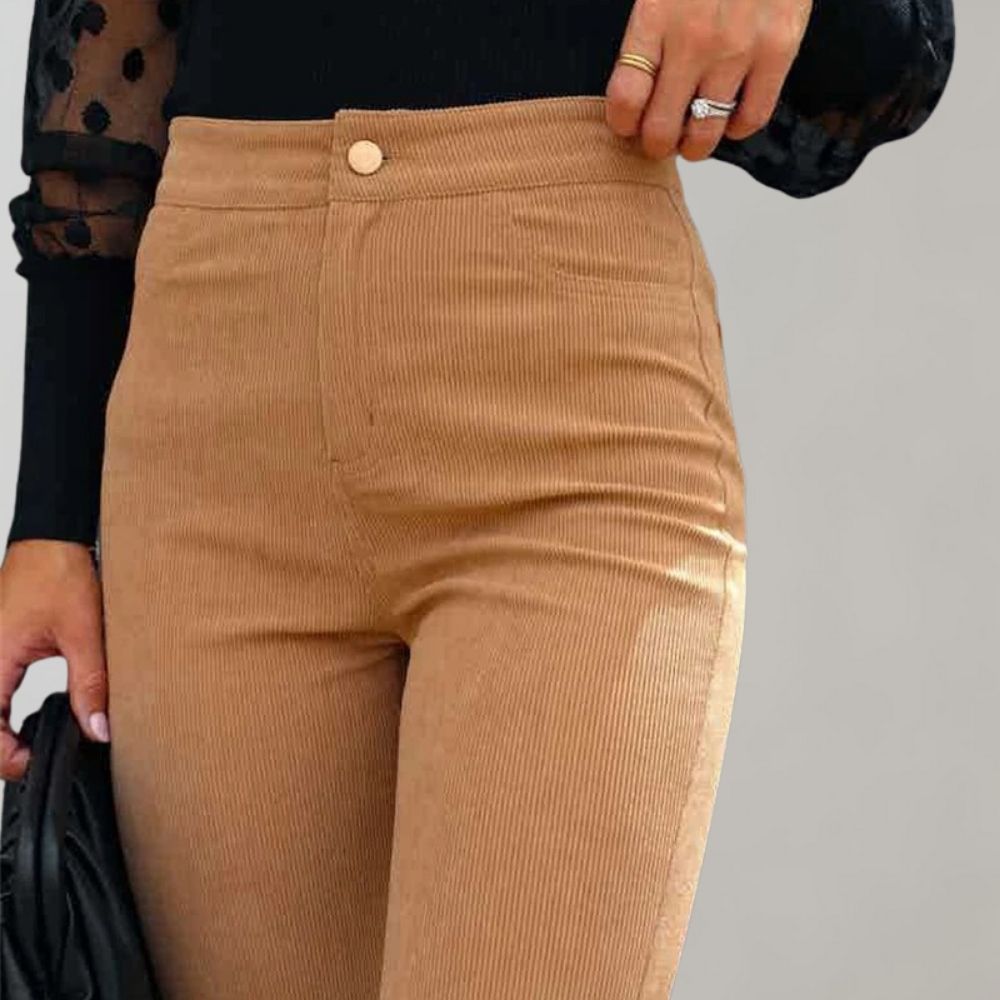 Josephine - Uitlopende Corduroy Broek