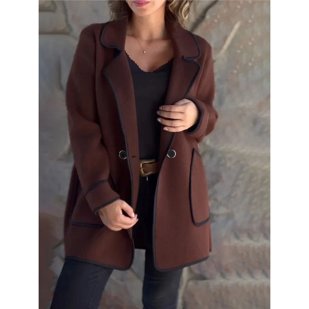 Zelinde - Elegante Contrast Jasje